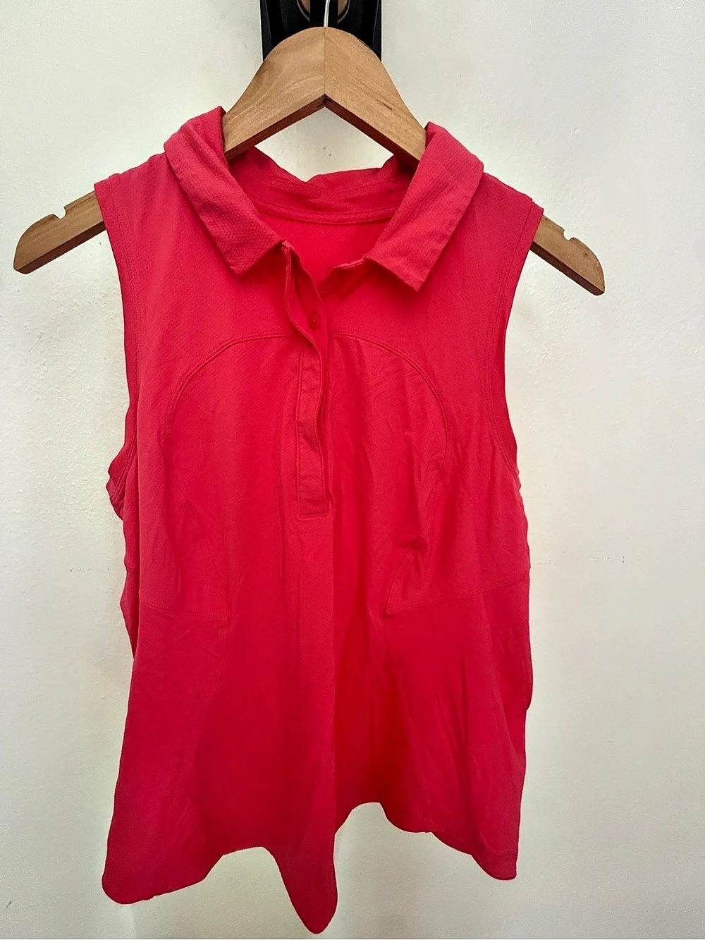 lululemon Quick-Dry Sleeveless Polo Shirt Pink